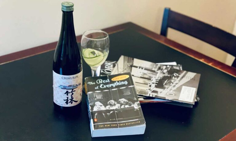 book and chikurin sake