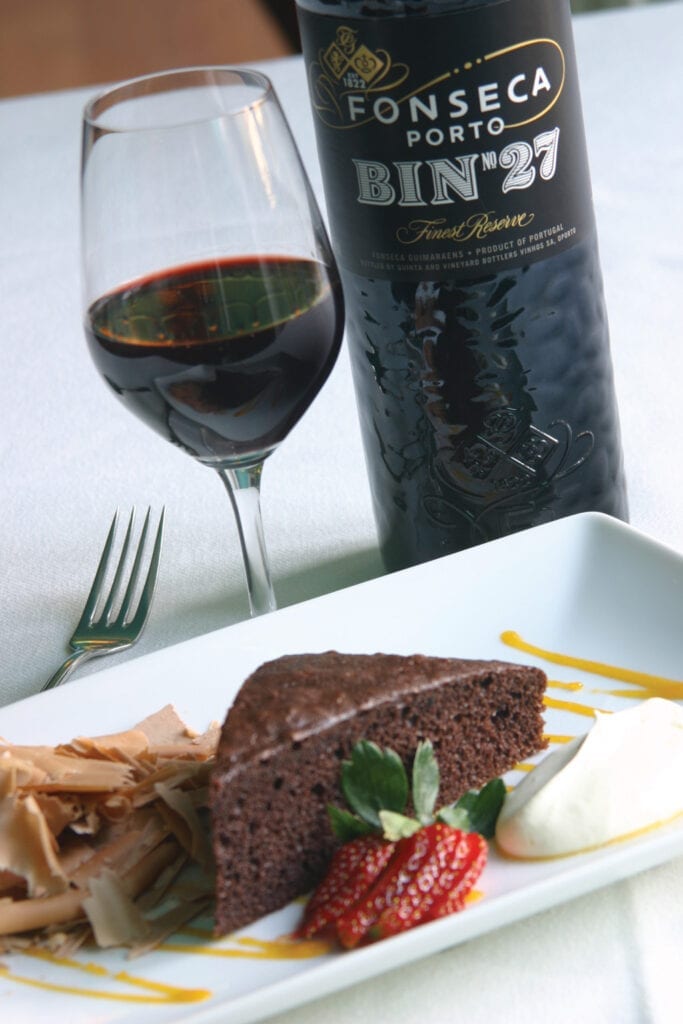 Fonseca Bin 27 Port with chocolate cake, a Ruby vs a Tawny Port