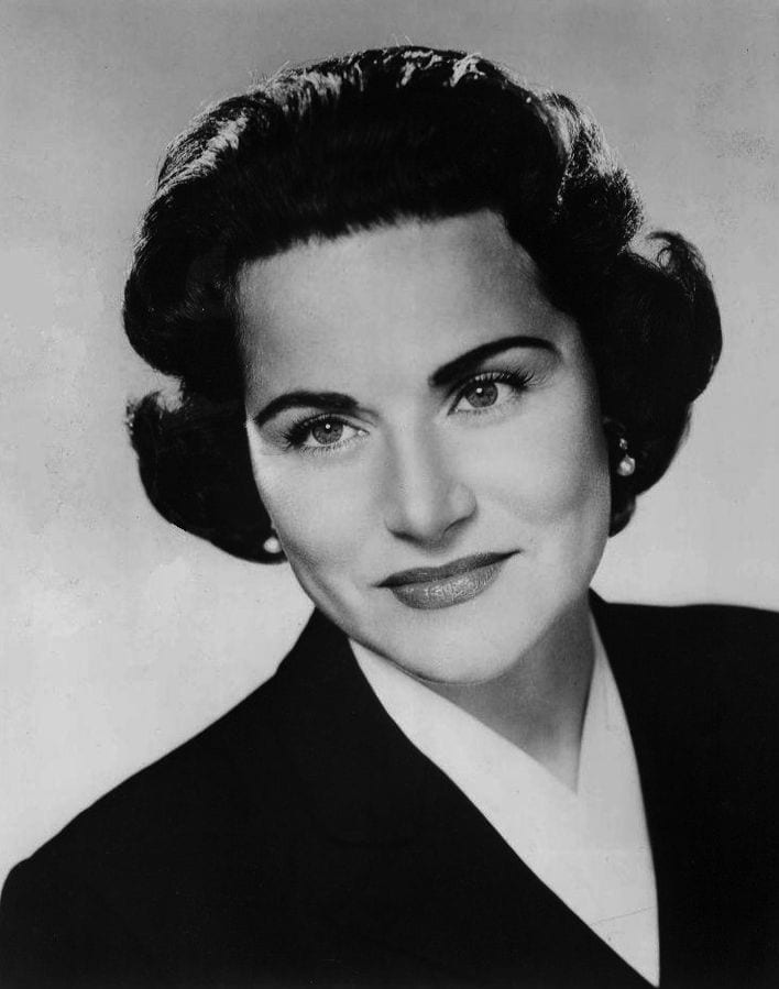 Abigail Van Buren, Advice Columnist for Dear Abby