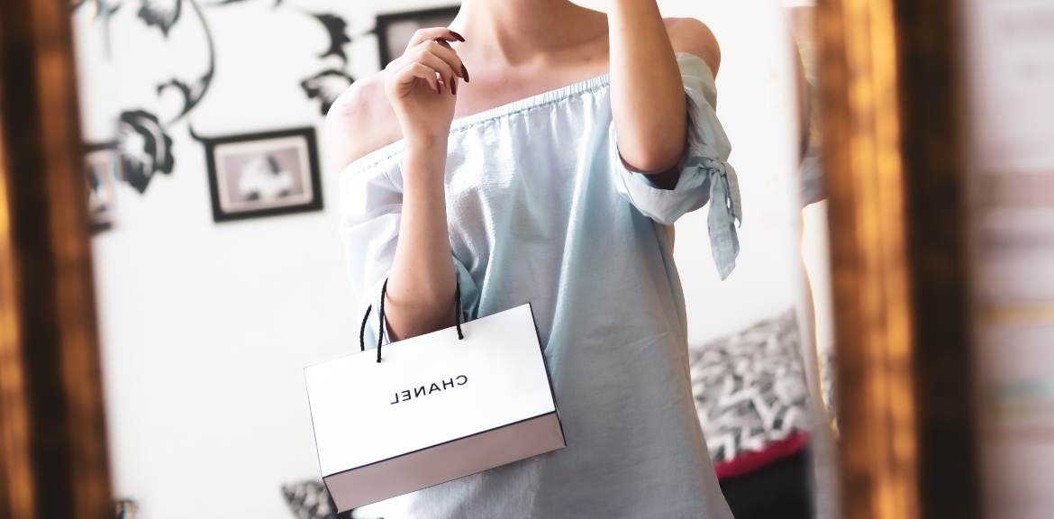 OOTD champagne Taittinger white sparkling wine single vineyard