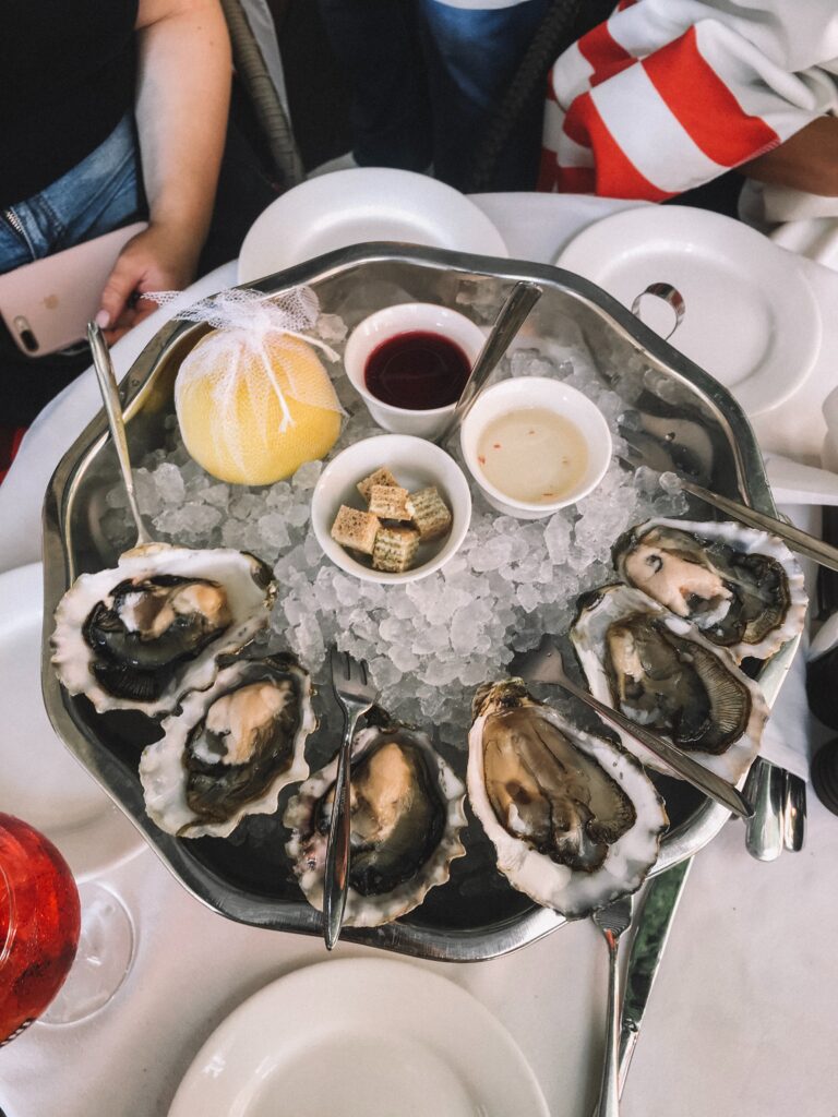 plate of oysters