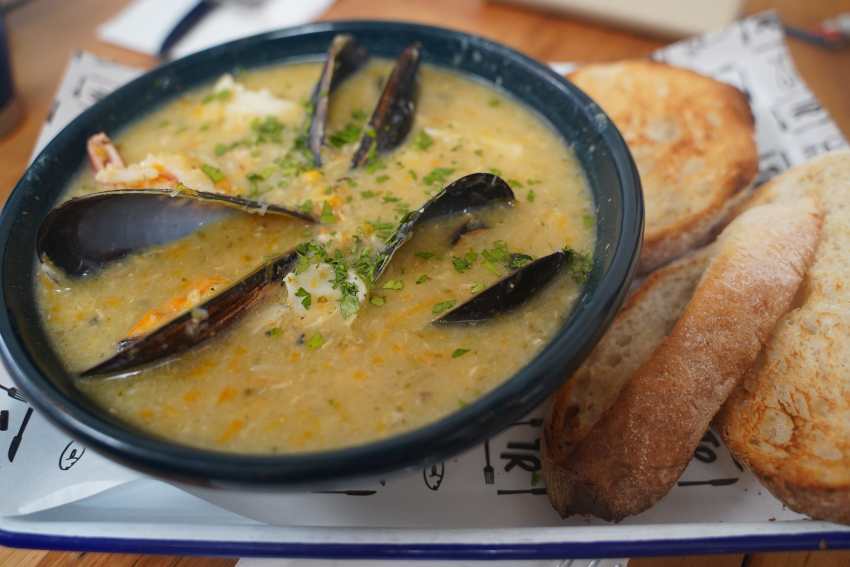 Seafood or Rhode Island chowder