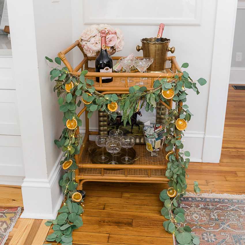 Bar cart with Champagne