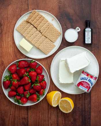 Ingredients for no-bake cheesecake