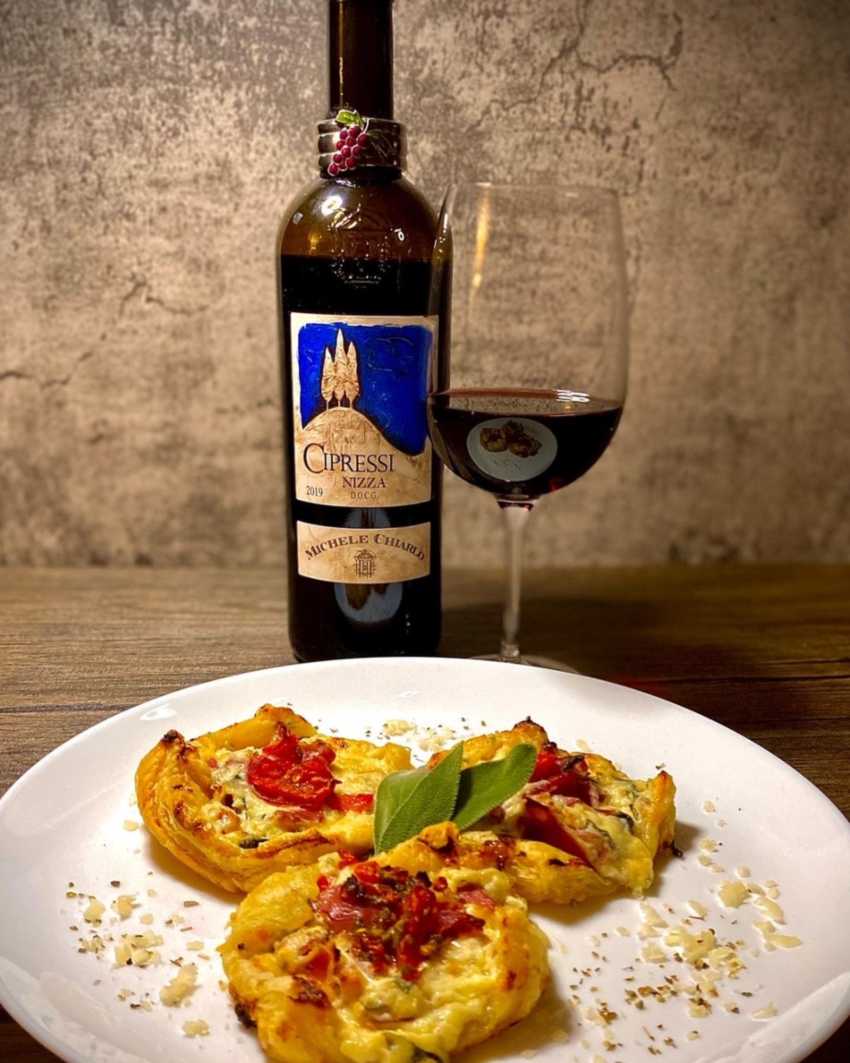 Easy puff pastry recipe using prosciutto and capriolo, paired with Michele Chiarlo Cipressi Nizza